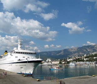 Yalta harbor